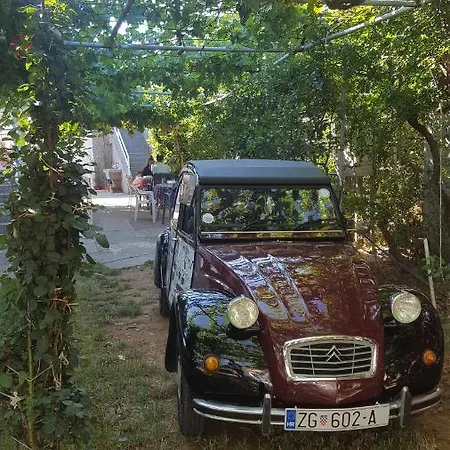 F Apartman Podgorica